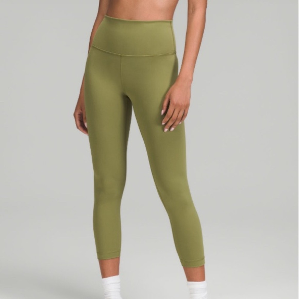 Lululemon Wunder Train High-Rise Crop 23"